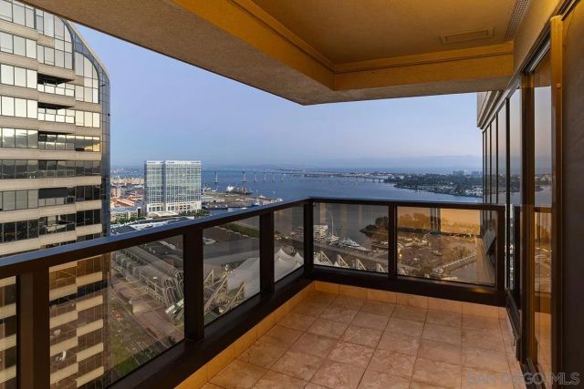 100 Harbor Drive 3504, San Diego, CA 92101