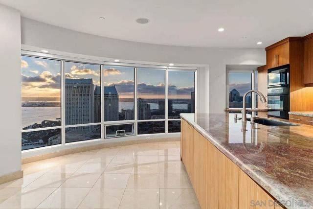 100 Harbor Drive 3504, San Diego, CA 92101