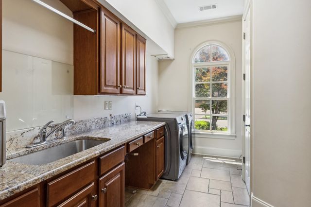 7574 TAGG DR, Germantown, TN 38138