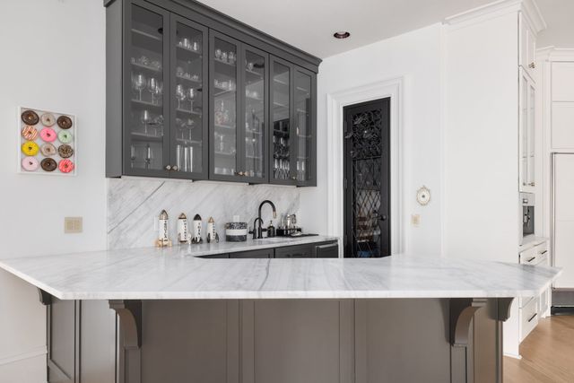 2410 Hidden River Ln, Franklin, TN 37069