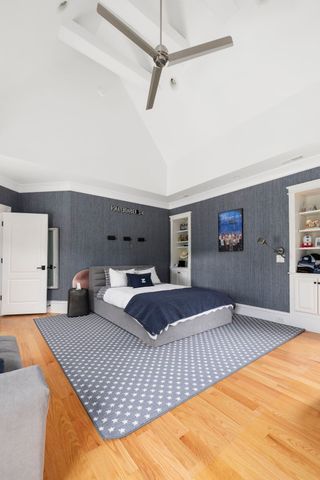 2410 Hidden River Ln, Franklin, TN 37069