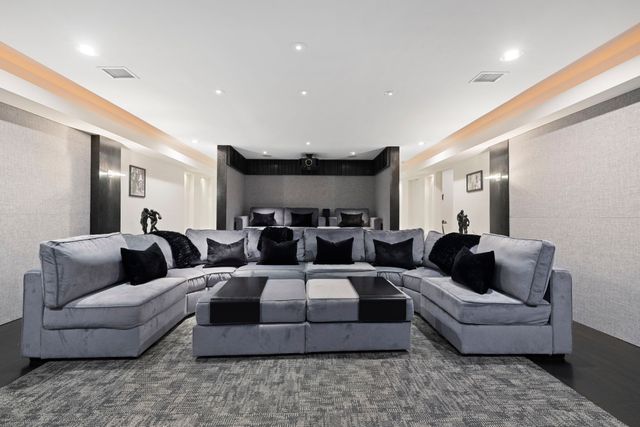 2410 Hidden River Ln, Franklin, TN 37069