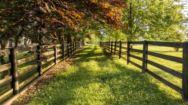 2410 Hidden River Ln, Franklin, TN 37069