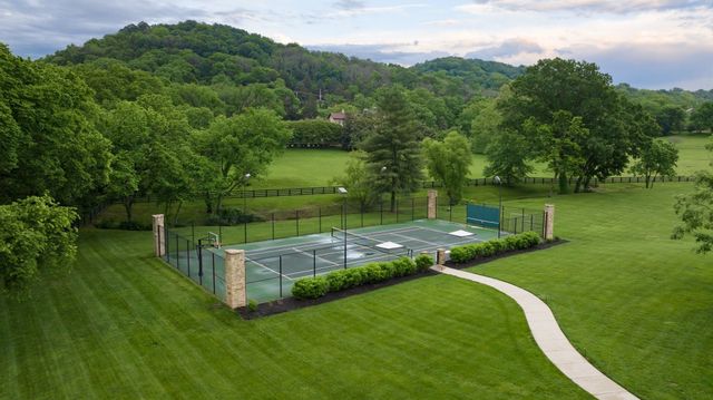 2410 Hidden River Ln, Franklin, TN 37069