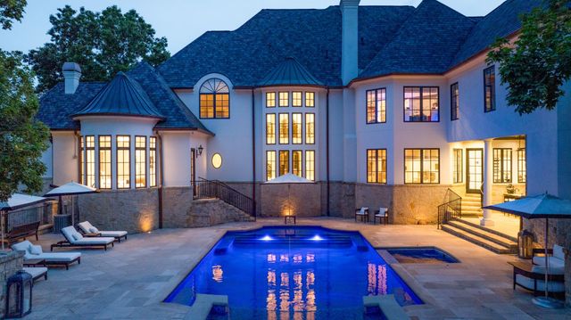 2410 Hidden River Ln, Franklin, TN 37069