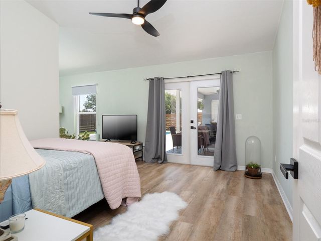 23053 NW 142ND AVENUE, High Springs, FL 32643