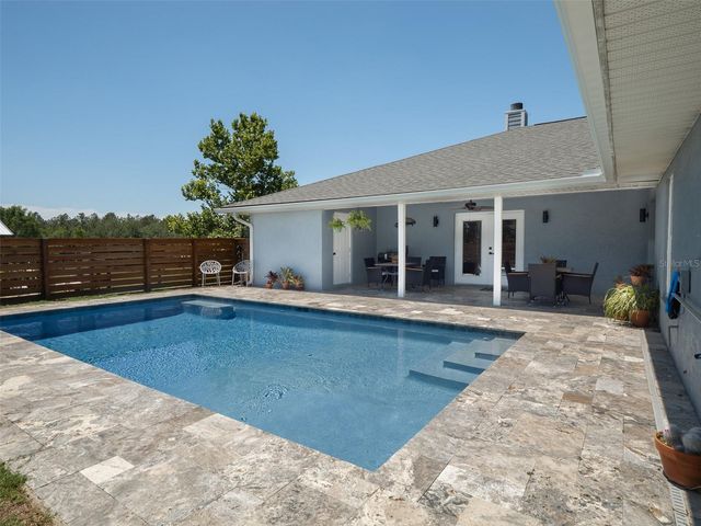 23053 NW 142ND AVENUE, High Springs, FL 32643