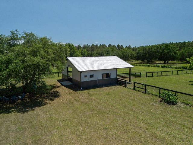 23053 NW 142ND AVENUE, High Springs, FL 32643