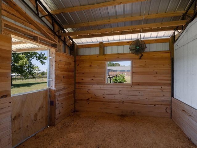 23053 NW 142ND AVENUE, High Springs, FL 32643