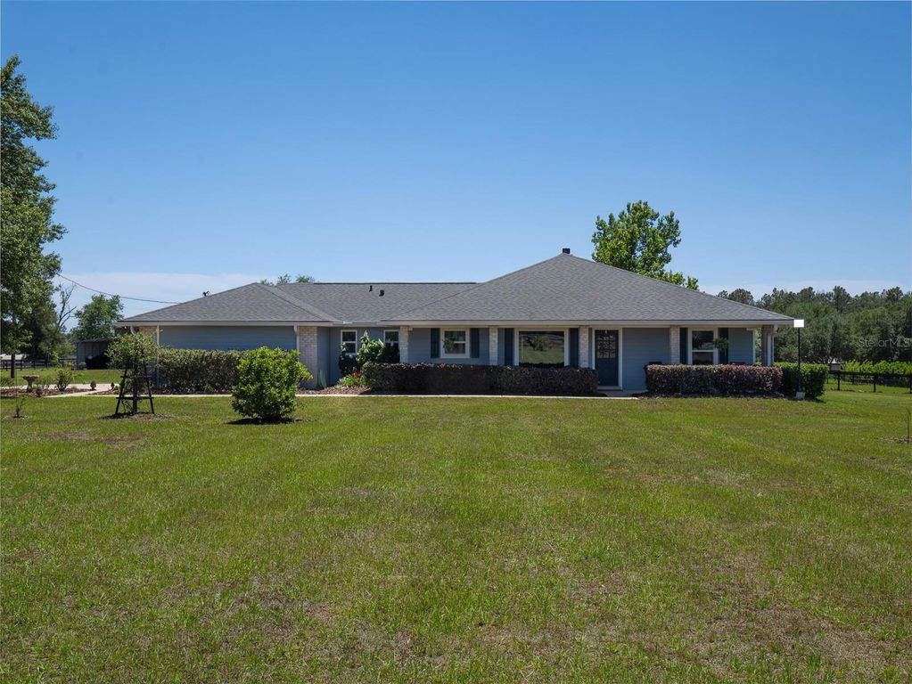 23053 NW 142ND AVENUE, High Springs, FL 32643