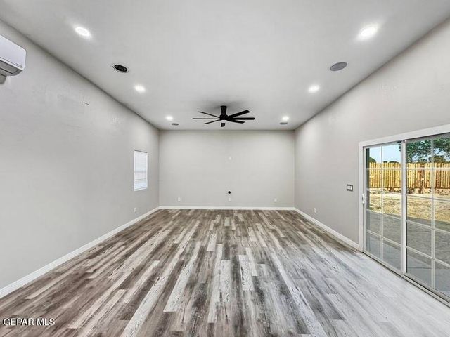 3400 Dialrock Lane, El Paso, TX 79935