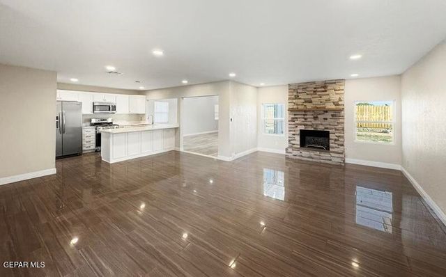 3400 Dialrock Lane, El Paso, TX 79935