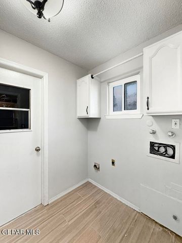 3400 Dialrock Lane, El Paso, TX 79935