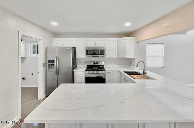 3400 Dialrock Lane, El Paso, TX 79935