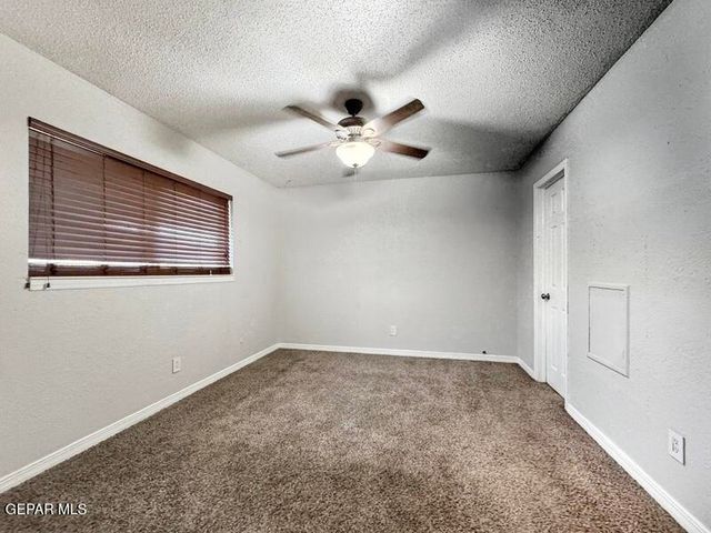 3400 Dialrock Lane, El Paso, TX 79935