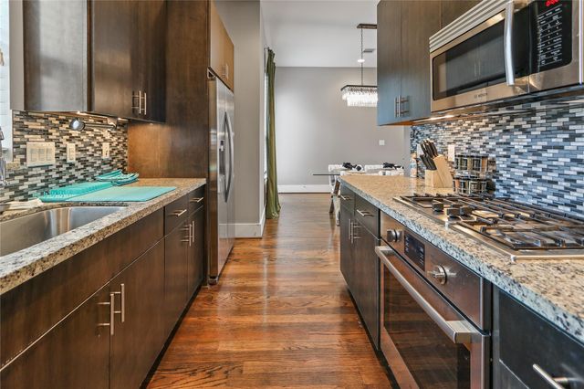 2105 Hadley Street, Houston, TX 77003