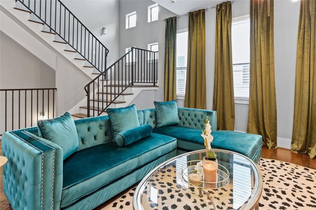 2105 Hadley Street, Houston, TX 77003