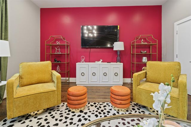 2105 Hadley Street, Houston, TX 77003