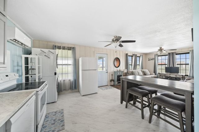 714 Caisson Street, Surfside Beach, TX 77541