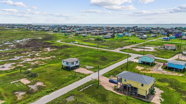 714 Caisson Street, Surfside Beach, TX 77541
