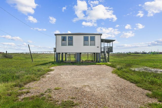 714 Caisson Street, Surfside Beach, TX 77541