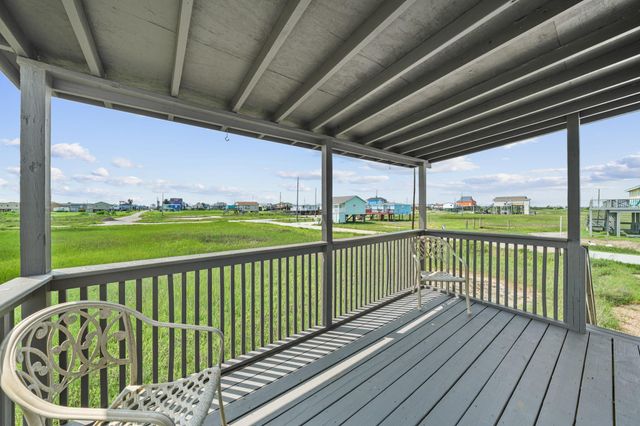 714 Caisson Street, Surfside Beach, TX 77541