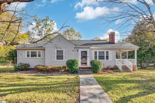 305 Briarwood Road, Spartanburg, SC 29301