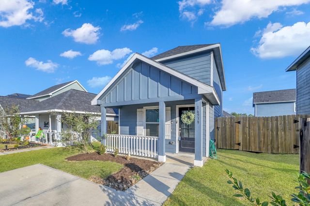 16939 Marie Village Drive, Conroe, TX 77306