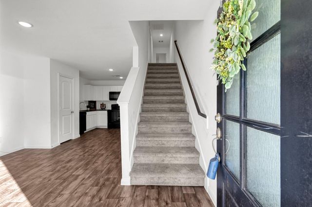 16939 Marie Village Drive, Conroe, TX 77306