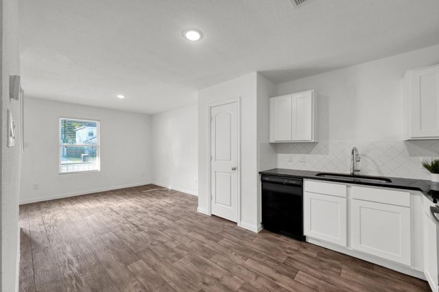 16939 Marie Village Drive, Conroe, TX 77306