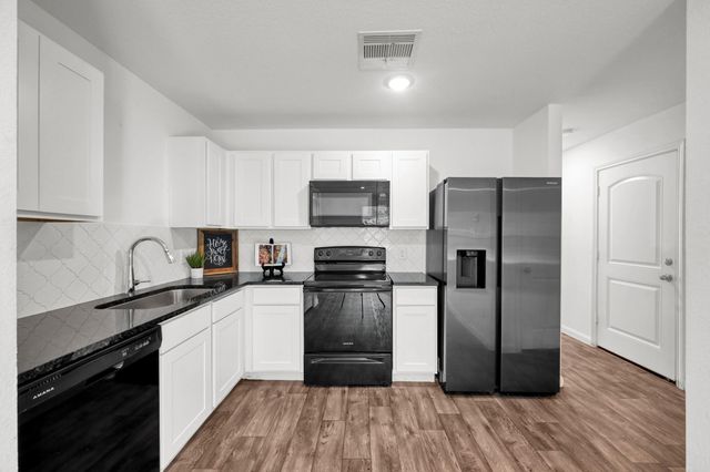 16939 Marie Village Drive, Conroe, TX 77306