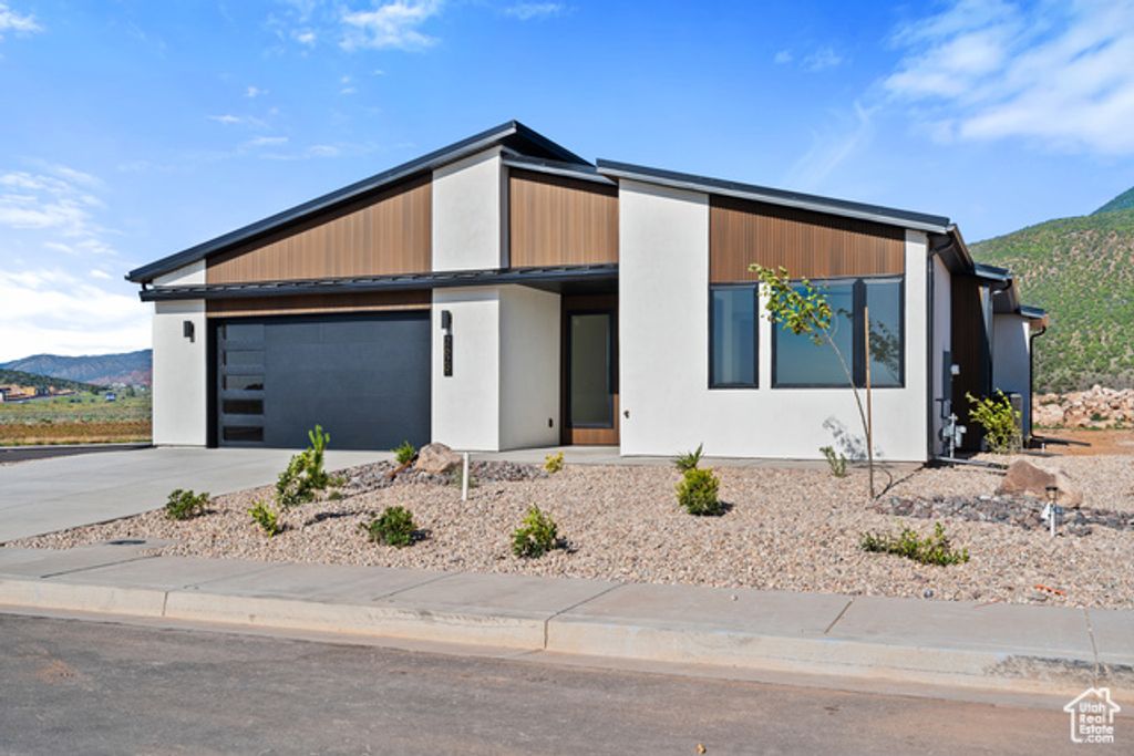 2629 S MANN LN, Cedar City, UT 84720