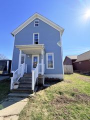 608 W Cedar Street, Leroy, IL 61752