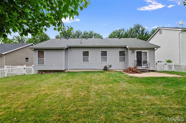 510 Ironwood Drive, Wentzville, MO 63368