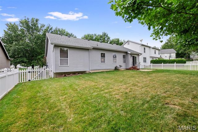 510 Ironwood Drive, Wentzville, MO 63368