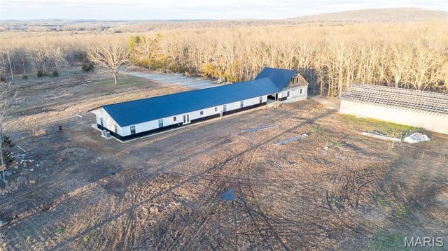 4800 Pebble Lane, Farmington, MO 63640