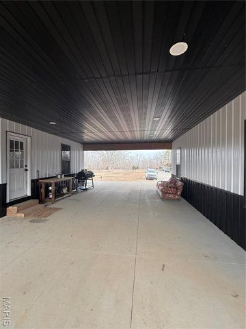 4800 Pebble Lane, Farmington, MO 63640