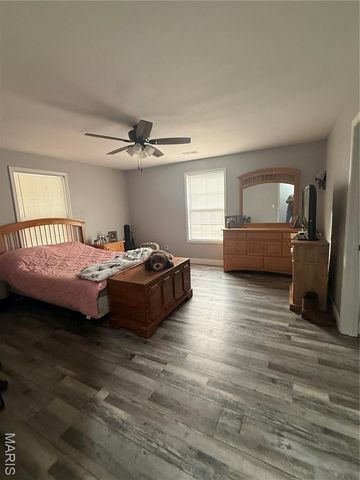 4800 Pebble Lane, Farmington, MO 63640