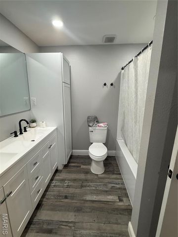 4800 Pebble Lane, Farmington, MO 63640