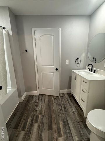 4800 Pebble Lane, Farmington, MO 63640