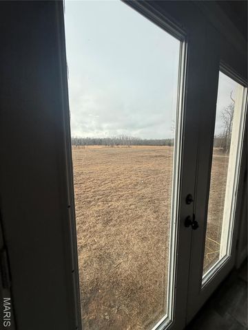 4800 Pebble Lane, Farmington, MO 63640