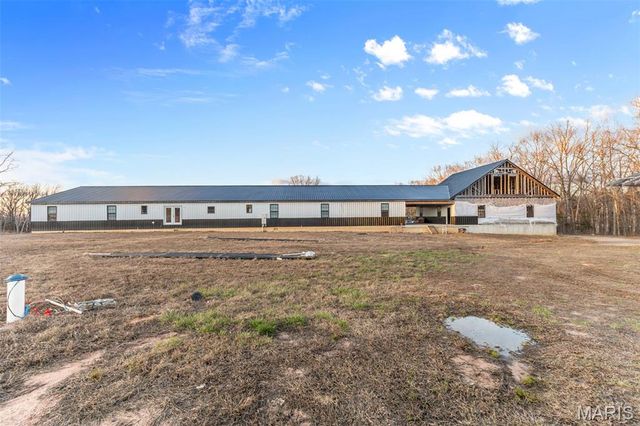 4800 Pebble Lane, Farmington, MO 63640