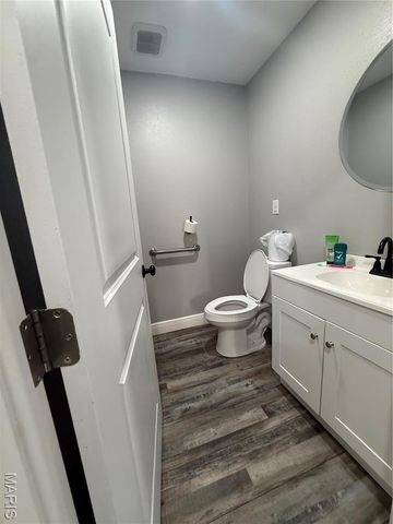 4800 Pebble Lane, Farmington, MO 63640