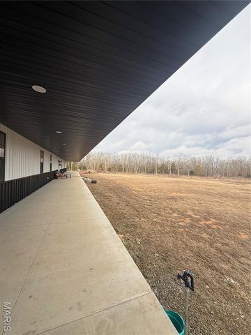 4800 Pebble Lane, Farmington, MO 63640