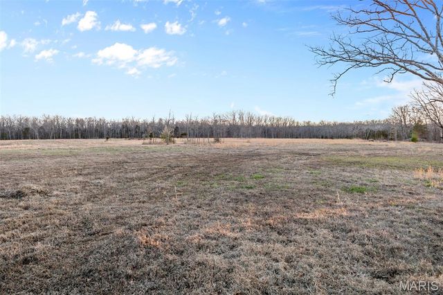 4800 Pebble Lane, Farmington, MO 63640