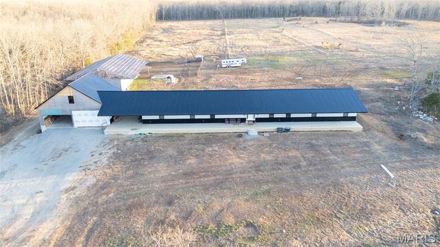 4800 Pebble Lane, Farmington, MO 63640