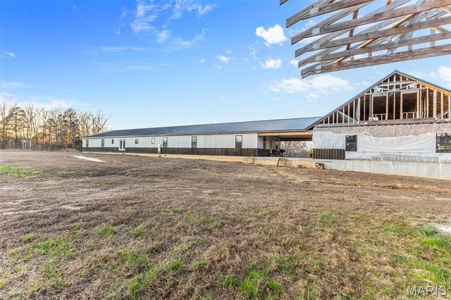 4800 Pebble Lane, Farmington, MO 63640