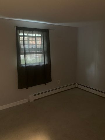 56-58 Summit Rd, Holbrook, MA 02343