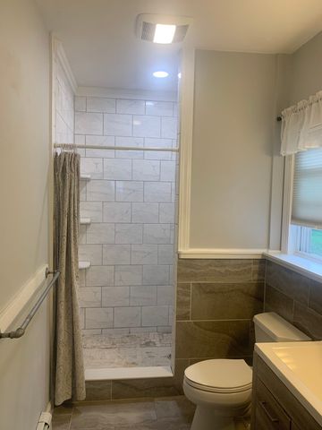 56-58 Summit Rd, Holbrook, MA 02343