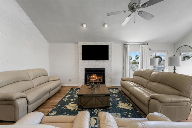 22202 Frio Drive, Galveston, TX 77554